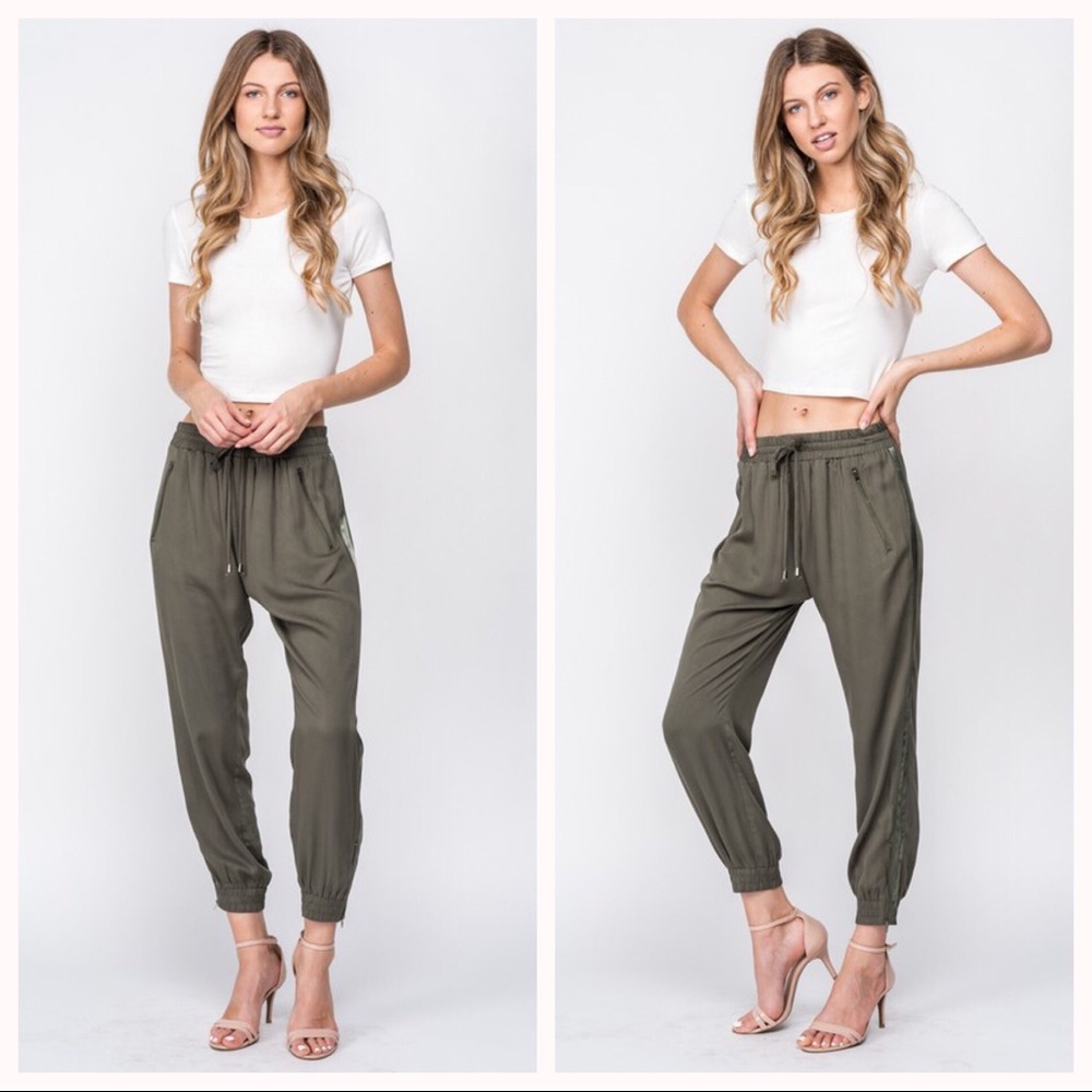 1 LEFT‼️ Lizzie Pocketed Joggers-Olive - Picture 3 of 4